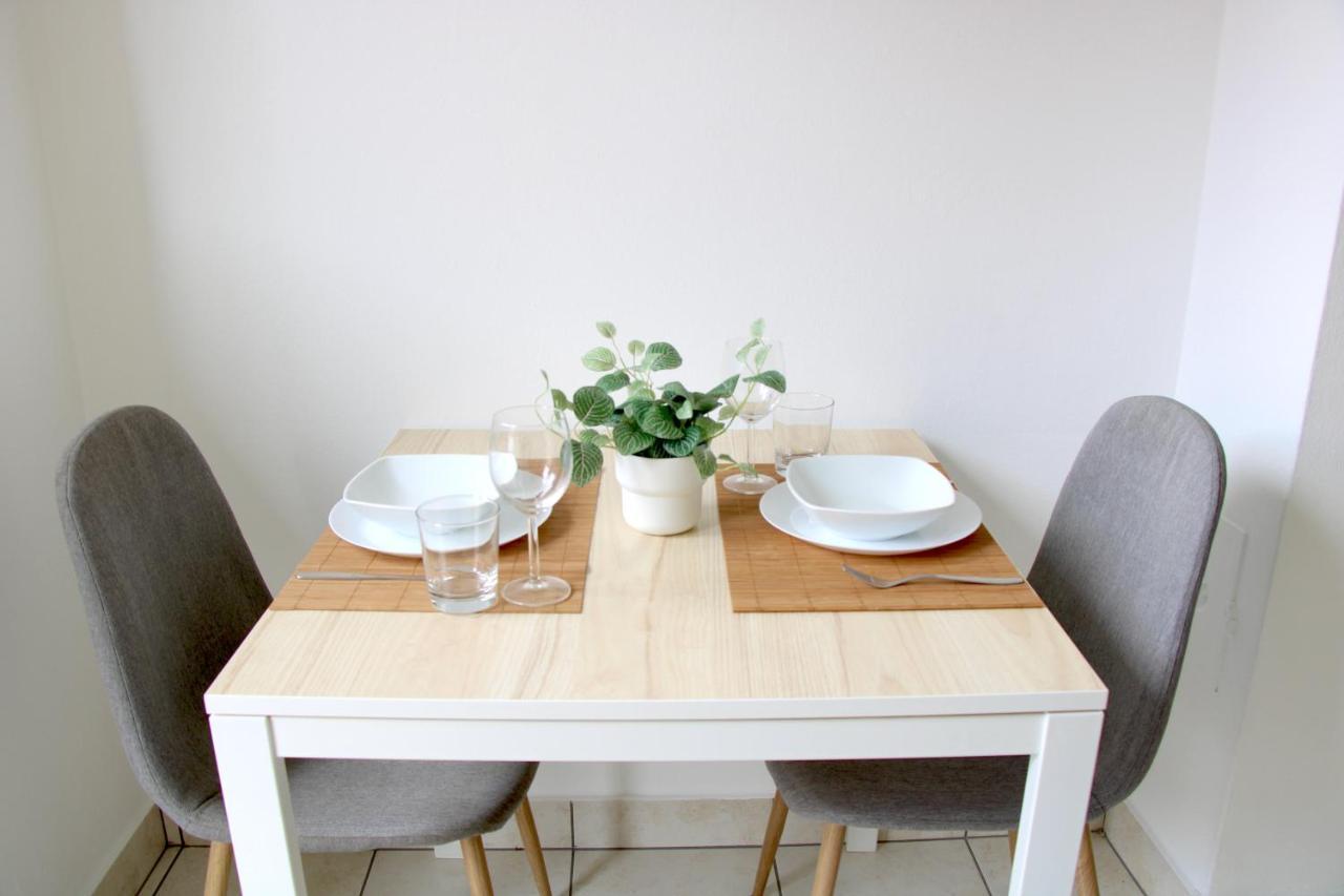 Cozy Apartment With Free Parking & Close To Lake Lugano Dış mekan fotoğraf